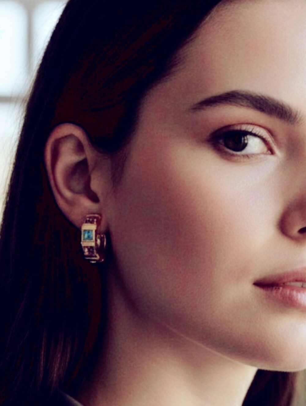 Gorgeous Swan Swarovski Pink and Blue Square Crystal Hoops